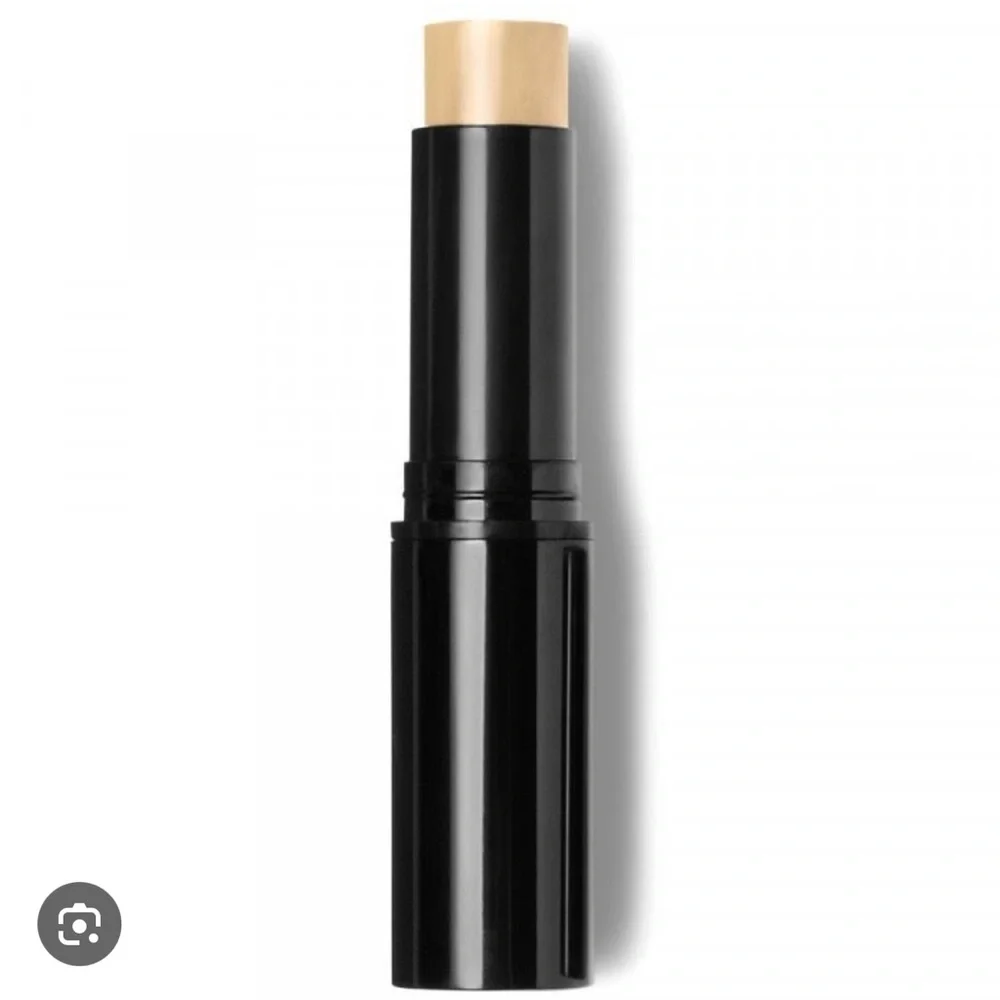 💕🌙Doll 10 Fair Hydrabalm Foundation Stick